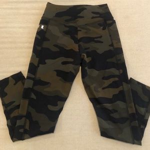 Pink Brand Camo Leggings